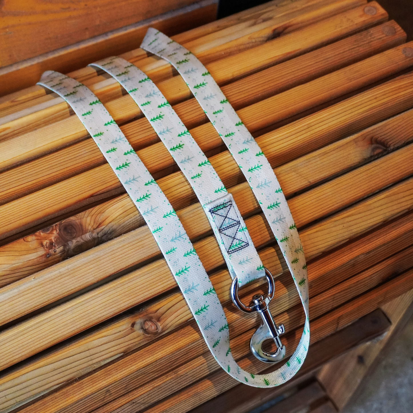 Snowy Pines - Lead Line 2 meters