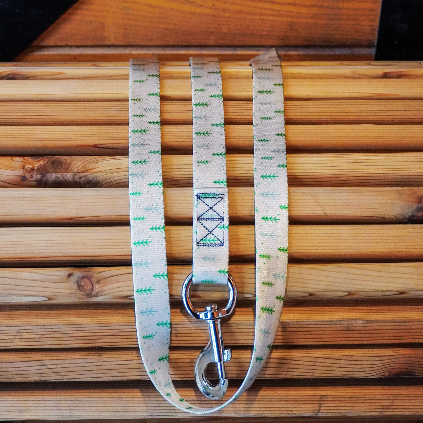 Snowy Pines - Lead Line 2 meters